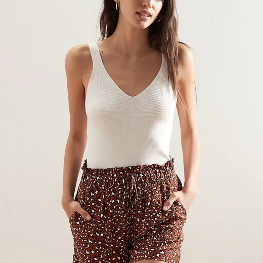 Banana Republic High Rise Paperbag Shorts